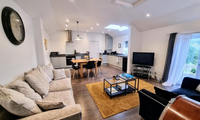 Bathford Apartment | No.1 Bloom Apartments, Bath
