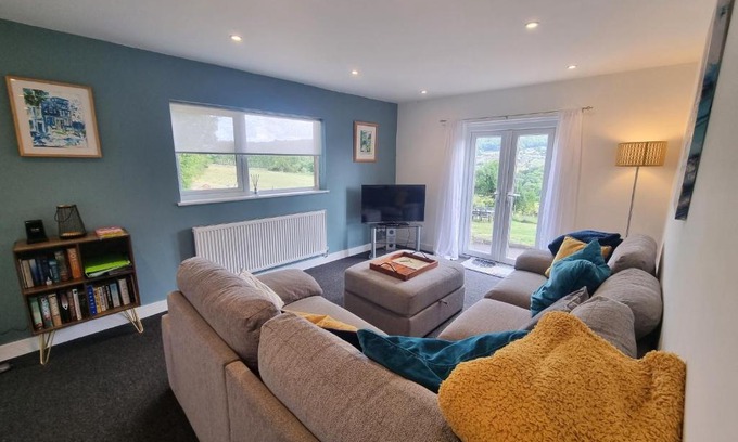 Bathford Apartment | No.2 Bloom Apartments, Bath