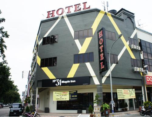Simpang Ampat Hotel | No.31 Maple Inn