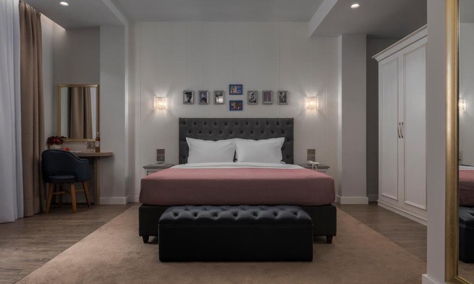 Thessaloniki City Centre Apartment | No 39 Svolou Suites