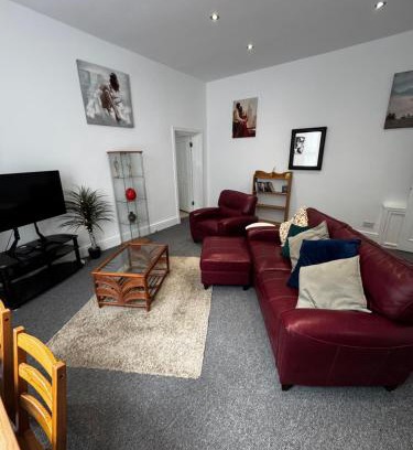 Sefton Park Apartment | No 5 AT SANDRINGHAM, LARGE 1 BED NEAR SEFTON PARK