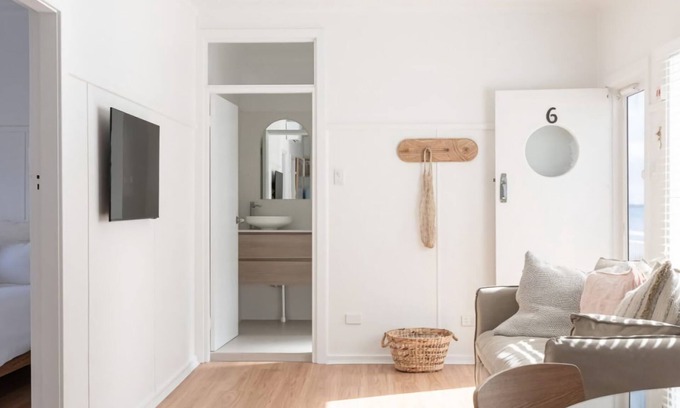 Shoal Bay Apartment | No 6 ShoalHaven - family apartment in Shoal Bay