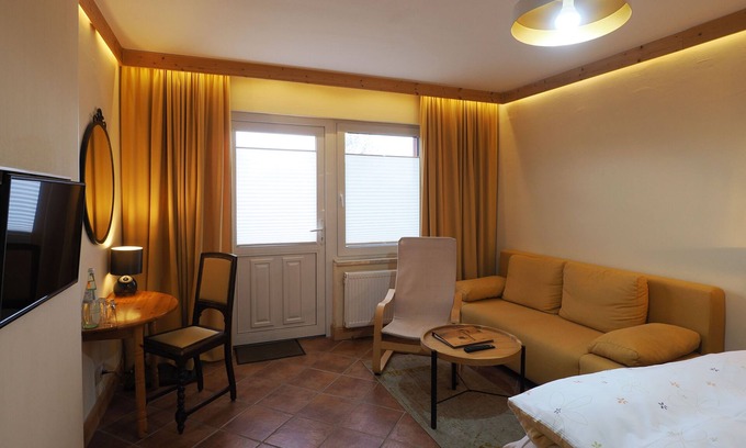 Krienke Apartment | No. 6 Straw and Hay Stube - Bauernstube Morgenitz - Double room - Double