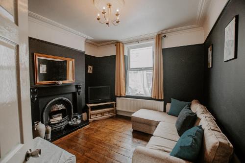 Lincoln House | No 7 Gray Street