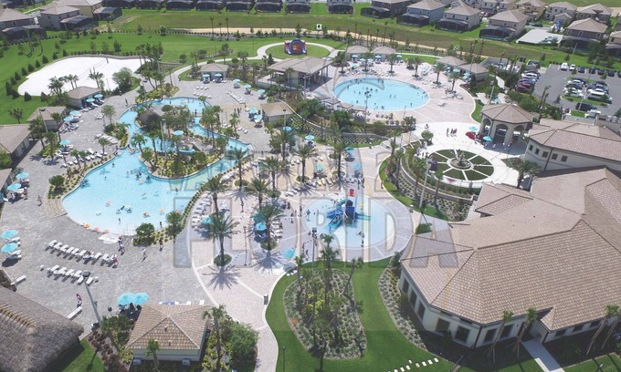 Davenport House | No Resort Fees - PS 5 w/games, Game Room, Free BBQ Grill, and Free Wifi