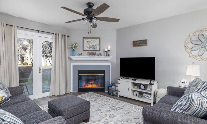 Table Rock Condo | No Stairs, Pointe Royale, Indoor Pool