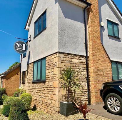 Stamford House | No1 Guest House
