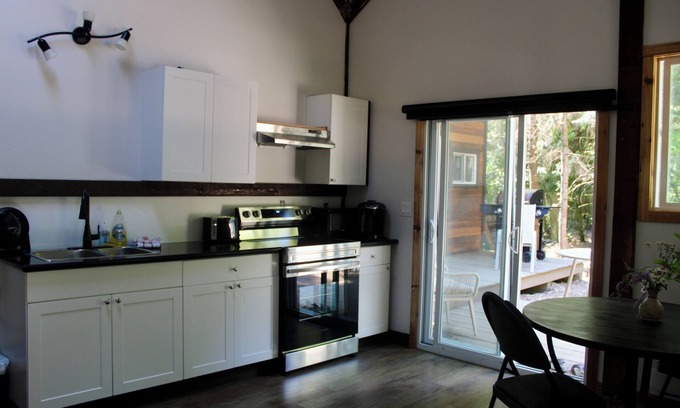 Revelstoke RV Rental | Noah's Ark Resort