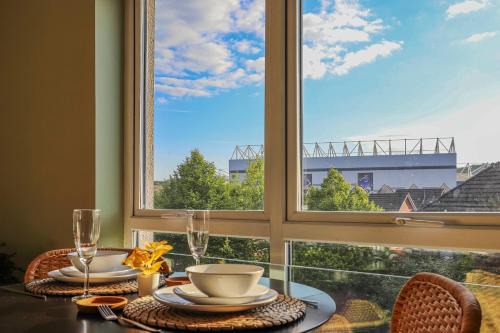Canton House | Noah Suite by Koya Homes - 2-Bed Apartment, Cardiff City Stadium View & Free Parking