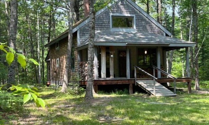 Wiscasset Cabin | nOak Hill Homestead