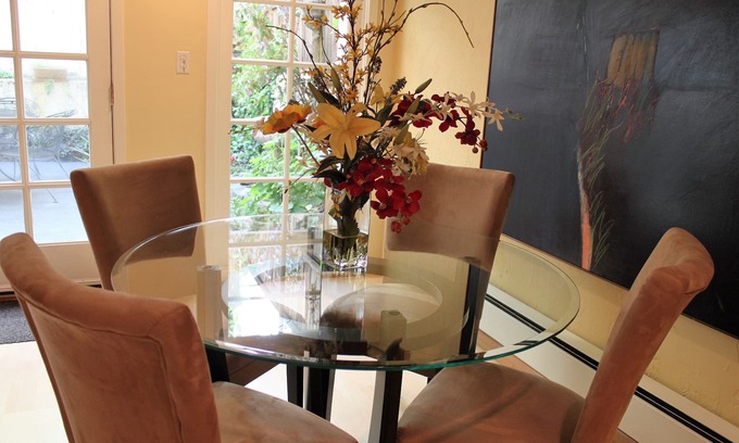 Lower Nob Hill Condo | Nob Hill Charming Garden Studio
