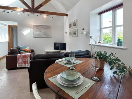 Axbridge House | Noddingway Cottage