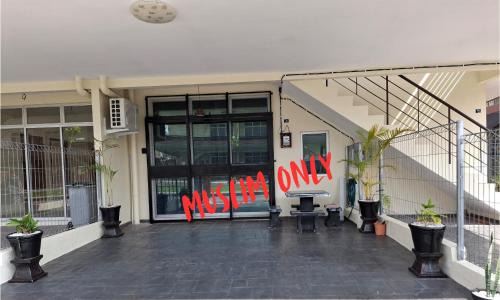 Kampung Jelatang House | Nohana Homestay, Alor Gajah