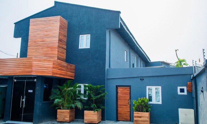 Surulere Hotel | Noir by Fortys