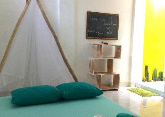 Central Yogyakarta House | "NOMORE" Gallery and Guesthouse