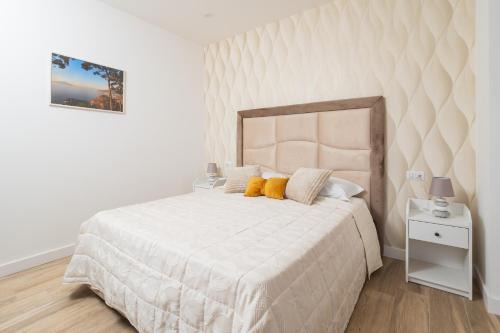 Sorrento Apartment | Nonno Angelo - 4 Bedrooms with Free Parking & Seaview Balcony