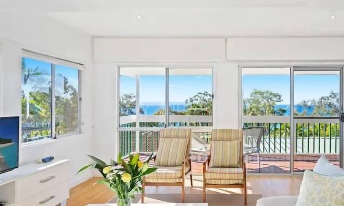 Noosa Heads Apartment | Noosa Escape 2BR Ocean Views, Walk to Beach