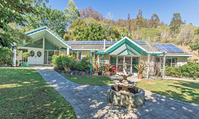 Cooran House | Noosa Hinterland Spectacular Boutique Guesthouse