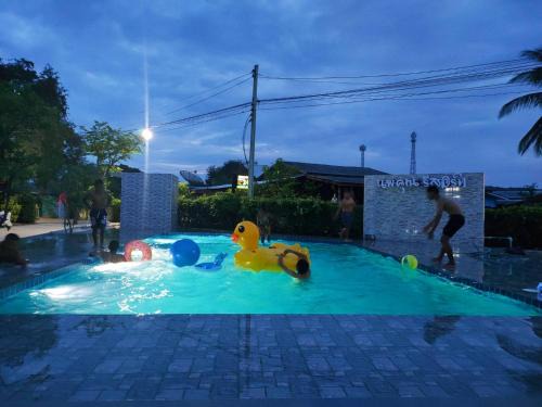 Sam Roi Yot Bed & Breakfast | Noppakhun Resort