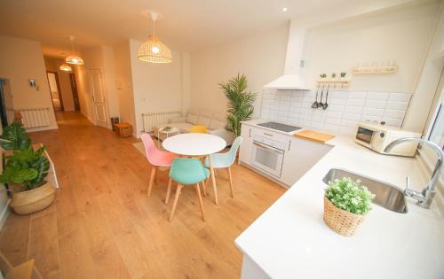 Lugo Apartment | Noreas Centro Lucus Augusti