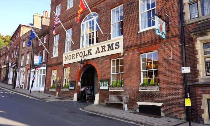 Arundel Hotel | Norfolk Arms Hotel