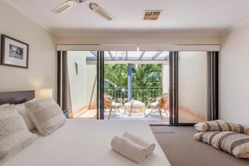 Fremantle Apartment | Norfolk Central-balcony View W Bbq & Secure Park