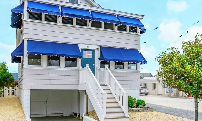 Normandy Beach House | Normandy Beach Getaway! Spacious 2-Family Home. Perfect for Families & Friends