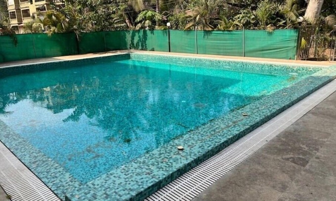 Oxel Villa | North Goa Rooftop Villa with 4 balconies, 25-metre Pool, Jacuzzi & Gym for 8
