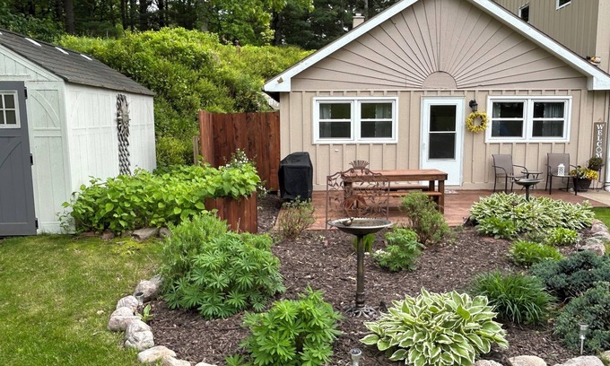 Iola Apartment | North Lake has great fishing, swimming and sunsets! This is an apartment.