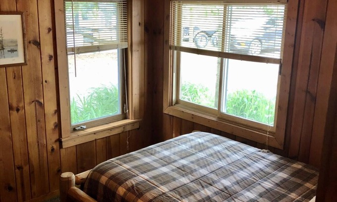 Alden Cabin | Northaire Resort Cabin 4