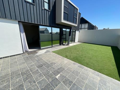 Windhoek Apartment | Northern Valleys Family Condo