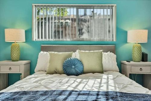 North Park Apartment | NorthPark-BusinessTraveler-Pets-W D-Free-Parking
