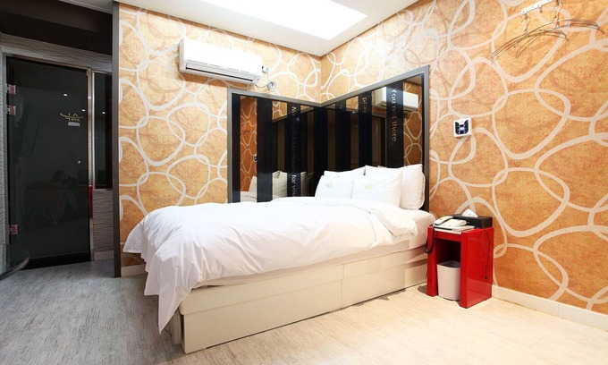 Noryangjin Hotel | Noryangjin Nix