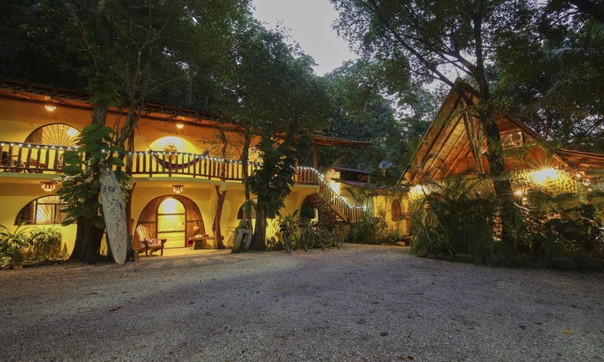 Nosara Bed & Breakfast | Nosara Sunrise Bed and Breakfast, Coral Room
