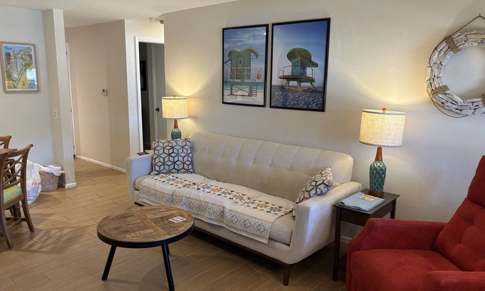 Cypress Lake Condo | "Nothing But Sunshine"
