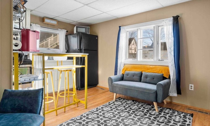 Dover Apartment | Nothing Fancy Older Pet Friendly APT!