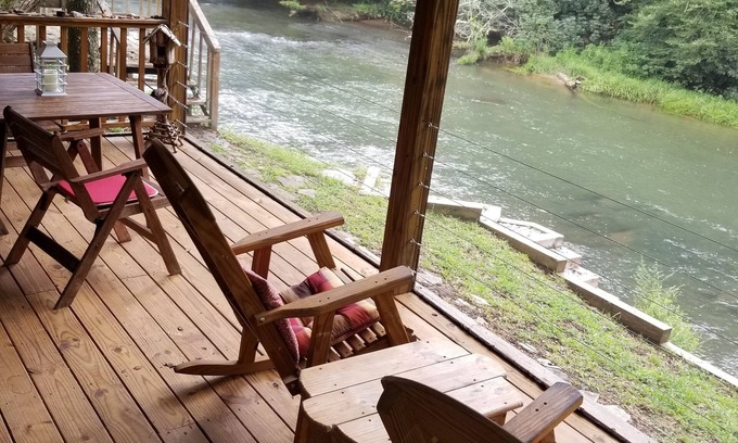 Murphy House | " Nottely River Retreat"