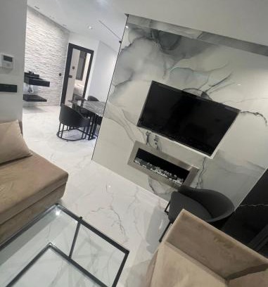 Hay Al Matar Apartment | Novo Appartement, Wifi, Klima, Parking all inkl