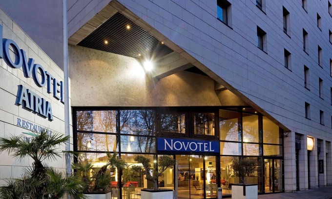Quartier Administrations Hotel | Novotel Atria Nimes Centre