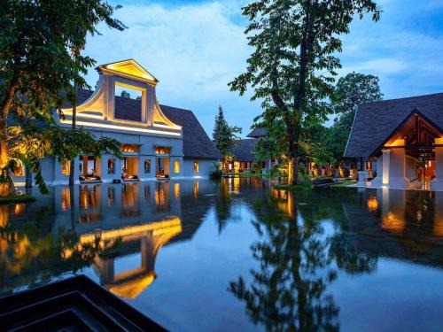 Sukaraja Hotel | Novotel Bogor Golf Resort