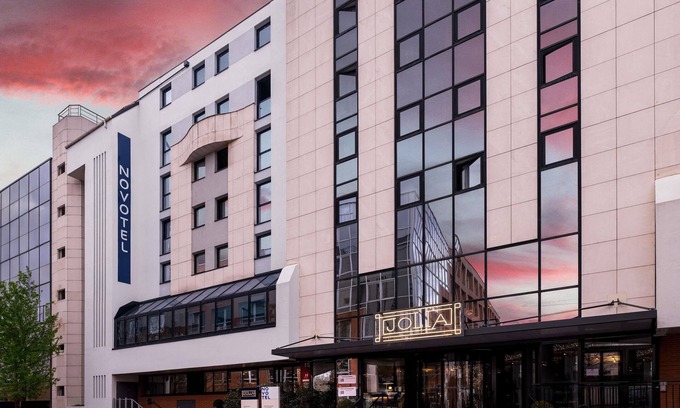 Suresnes Hotel | Novotel Paris Suresnes Longchamp
