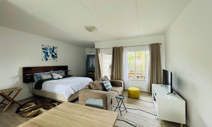 Windhoek Central Apartment | Nox City Nook: Charming 1-Bedroom Apartment