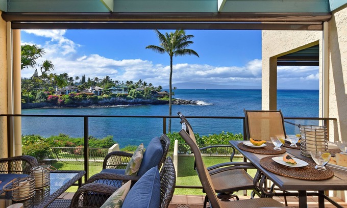 Napili Condo | NP C21 Updated OceanFront 2BD Condo w AC Ocean Views from Lanai and Living Room