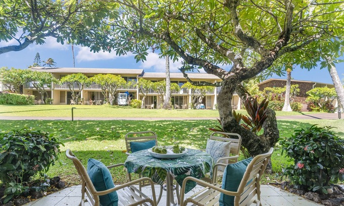 Napili Condo | NS C120 Remodeled Studio w Patio Pool Hot Tub