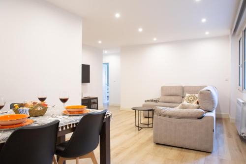 San Adrian Apartment | Nuevo, grande con garaje, Bilbao Arena, Casco Viejo
