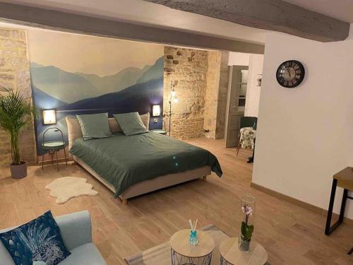 Nuits-Saint-Georges Apartment | Nuits centre : superbe gîte rénové et climatisé