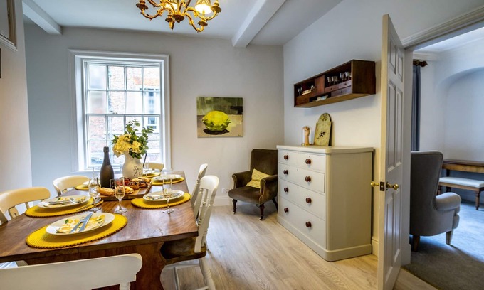 York Apartment | Number One High Petergate - a family break that sleeps 6 guests in 3 bedrooms