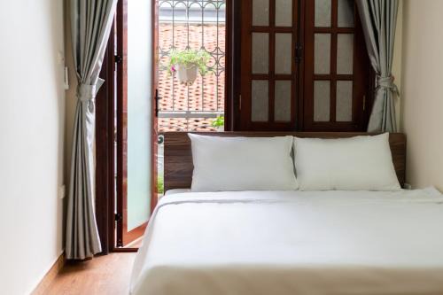 Hang Trong House | Nusmile's Hostel and Travel
