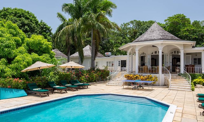 Montego Bay Villa | Nutmeg