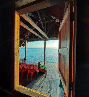 Sawinggrai House | Nyanse Homestay - Raja Ampat